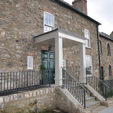 Tal-y-Cafn Furnace Farmhouse Bodnant المظهر الخارجي الصورة
