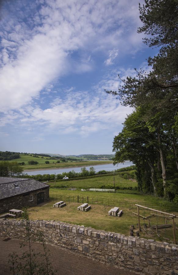 Tal-y-Cafn Furnace Farmhouse Bodnant المظهر الخارجي الصورة